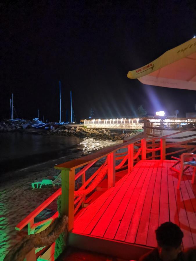 Luxury Apartment Amalfi 300 M From The Beach ヴァルナ エクステリア 写真